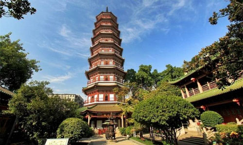 The Temple of Six Banyan Trees